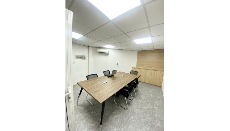 Cho Thuê Văn Phòng Tại 490, Đường Lý Thường Kiệt, Phường 7, Quận Tân Bình, HCM
