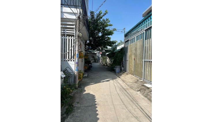 CHÍNH CHỦ CẦN CHO THUÊ NHÀ  Đường quốc lộ 50 gần khu dân cư gia Hoà Ấp 4 xã Phong Phú huyện Bình Chánh