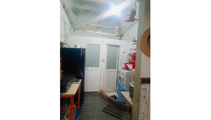 MẶT TIỀN BÁN NHANH, Sổ Hồng Riêng , DT 44M2 ( 4 X 13 ), Thủ Đức, chỉ 199 ty.
