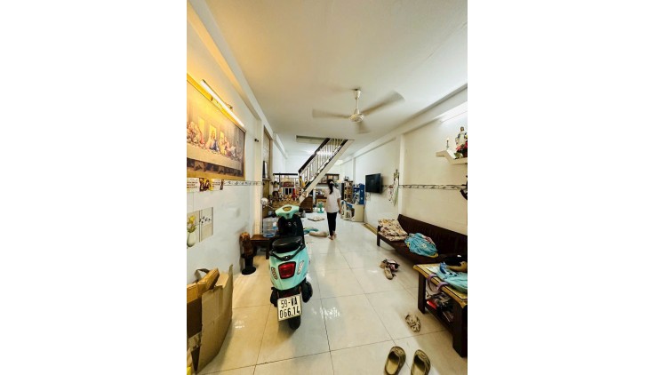 Bán nhà Gò Vấp- Thống Nhất( 3.55*11m), 2 lầu, pháp lý chuẩn , chủ thiện chí bán 
giá 3.39Tỷ