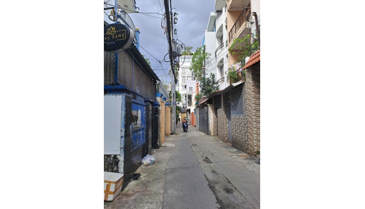 Bán nhà Tân Bình - Cách mạng tháng 8 thông Hoàng Sa, ngang 4,8m, 61m2