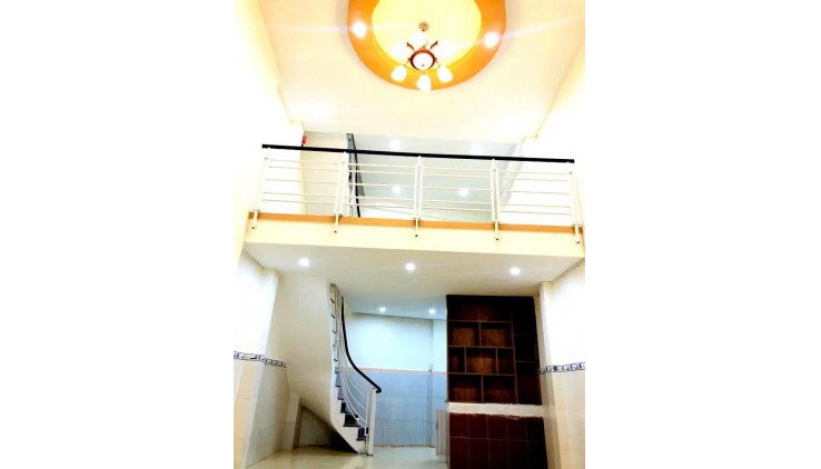 Nhà Nguyễn Kiệm P3 Gò Vấp,30m2 trệt lửng lầu cứng cáp, cách Mt 20m, nhỉnh 3 tỷ