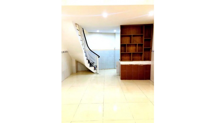 Nhà Nguyễn Kiệm P3 Gò Vấp,30m2 trệt lửng lầu cứng cáp, cách Mt 20m, nhỉnh 3 tỷ