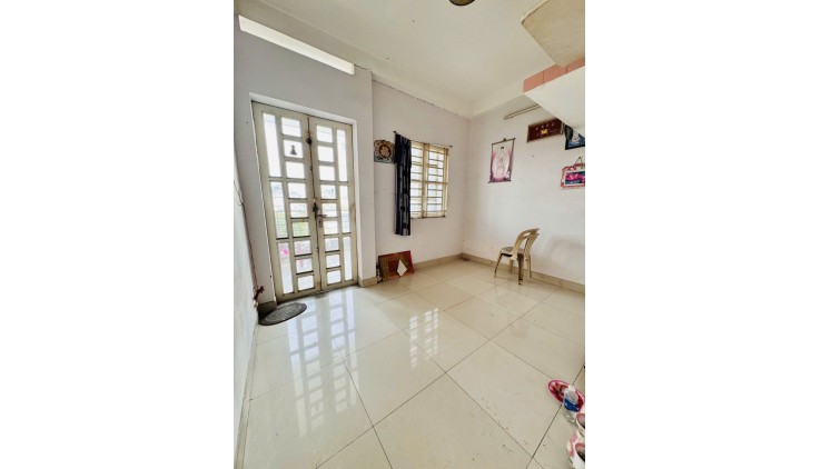 Bán nhà MT KD Bình Trị Đông, Bình Tân, 3 tầng,123m2, giá 14 tỷ TL
