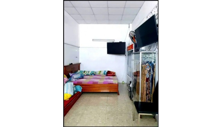 Nhà Vị Trí Đẹp Phan Văn Hớn Bà Điểm 300mz, chỉ 10 tỷ Hóc Môn