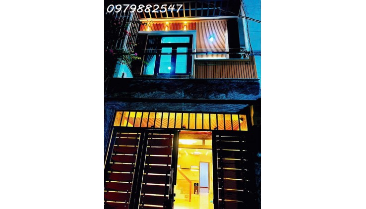 Bán nhà đẹp Bình Thạnh - 1 sẹc  hẻm xe hơi  XVNT- gần ngã tư Hàng Xanh - 50m2 - Giá : 8.9 tỷ