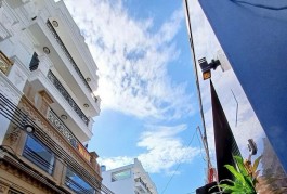 Bán Nhà Mới đón Tết,Xe hơi Ngủ nhà Hương lộ 2, BTĐ, Bình Tân.DT 65m2 x 5 tầng .Giá 7.53 tỷ TL.