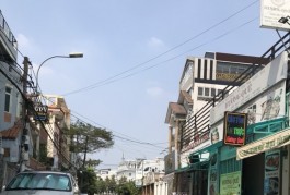 Bán Nhà Mặt Tiền Phố Ẩm Thực Kinh Dương Vương, Phường 13, Quận 6. DT 86m2 x 4 tầng (4.2 x 22).
Giá 9.89 tỷ TL.