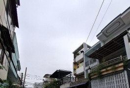 Bán Nhà Mặt Tiền Bùi Hữu Diện, An Lạc A, Bình Tân.DT 36m2 x 2 tầng (3 x 12).
Giá 3.4 tỷ TL.