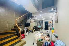 ***SIÊU HIẾM QUẬN 5_Hẻm XeTải, Ôtô Vào Nhà_Ngang bự 5,2X14_2 Mặt Hẻm_
4Tầng Mới đẹp