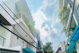 BÁN NHÀ Q8 - NGAY CẦU CHỮ Y - TRUNG TÂM PHƯỜNG 3 - 4 TẦNG - HOÀN CÔNG ĐỦ - NHỈNH 6 TỶ