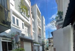 Bán Nhà Âu Cơ, Phường 10, Tân Bình, 21m2, chỉ 2 Tỷ Nhỉnh, 3 Tầng, Hẻm Rộng Xe 4 Chỗ