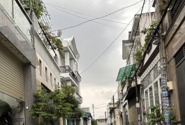 NHà Hẻm 6M Trần Thị Hè - Hiệp Thành - 79M2 - 2 Tầng - Xe Hơi Ngủ Nhà. Chỉ 4,5 Tỷ.