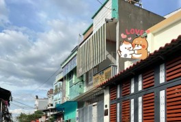 NHÀ MỘT TRỤC RA LÊ VĂN KHƯƠNG - ĐƯỜNG ÔTÔ TRÁNH - KHU BÀN CỜ - TẶNG NỘI THẤT. Chỉ 3,65 tỷ TL.