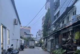 Bánnhà HXH mớiđẹp ở ngay LêTrọngTấn Q.TP 75m2 2T 3PN gần AEON chỉ 6 tỷx