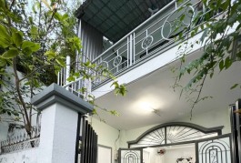 Bán nhà HXH, PHẠM VĂN ĐỒNG, BT, 85m2, giá 7.7 tỷ