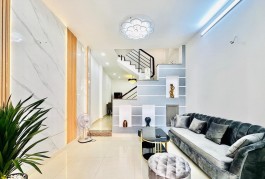 Bán nhà gấp BÌNH THẠNH, PHAN VĂN TRỊ, 5 phongfm 4 lầu, 6.25 tỷ/