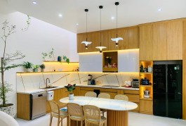 **Bán nhà phường 10 Tân Bình, hẻm 7m trục Ni Sư Huỳnh Liên (5*8) 2 lầu