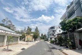 Mặt tiền đường số 48 khu nhà ở Bảo Châu 5x20 4 tầng 100m2 chỉ 10 tỷ 2