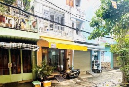Mặt tiền Hẻm xe hơi quay đầu 30m2 - Q10 - nhà mớ -i 3.4m nở hậu - 10M ra nguyễn kim