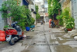 Cần bángấp nhà HXH căngóc P.Tân Quý Q.TânPhú 58m2 2T 3PN gần AEON giá chỉ 5 tỷ9