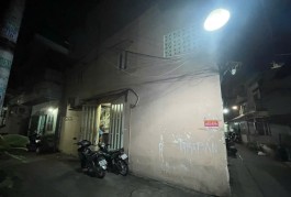 NHÀ C4 TIỆN XÂY MỚI - NHÀ NGAY TRẦN VĂN ĐANG - 2 MẶT TIỀN HẺM THÔNG TỨ TUNG  - HẺM 3M - GẦN CHỢ LÊ VĂN SỸ,