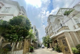 Bán Gấp Biệt Thự góc 2 mặt tiền Đ số 15 BHH hẻm 8m thông 100m2 ,4 Tầng đúc BTCT Nhỉnh 12 tỷ
