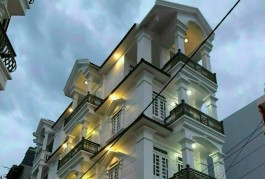 Siêu phẩm 5 tầng cạnh Tên Lửa BTĐ B hẻm 8m 90m2 13 tỷ nhỉnh.