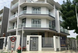 Cho thuê văn phòng 177m2, căn góc Số 89 Khu dân cư Vạn Phúc,P.Hiệp Bình Phước,Thủ Đức