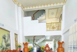 Quận 12, nhà mặt tiền, gần chợ, 5 tầng giá 10 tỷ + x tỷ