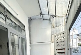 Bán nhà Bình Thạnh, 40m2, 3 tầng. Nở hậu, sát mặt tiền, nhỉnh 5 tỷ.