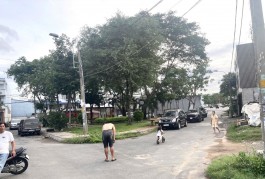 NHÀ 2 MẶT TIỀN 100M2 HẺM XE HƠI 8M, ĐƯỜNG 27 HIỆP BÌNH PHƯỚC THỦ ĐỨC, CHỈ CÓ 8,X TỶ, 2 CĂN ĐÃ BÁN 1 CĂN CÒN 1 CĂN, THÔNG SỐ VÀNG 5X20M, QUÝ KHÁCH