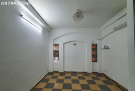 Chính chủ cho thuê phòng tại số 95 Song Hành, Phường 10, Quận 6, TPHCM