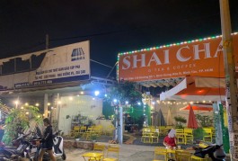 Mình đang có Quán Cafe Sân / Vườn Vị trí đẹp sang nhanh do về quê