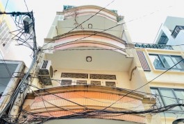 32M2 - HẺM XE HƠI VÔ NHÀ -  TRẦN KHẮC CHÂN - PHƯỜNG TÂN ĐINH - QUẬN 1 - 4 TẦNG.