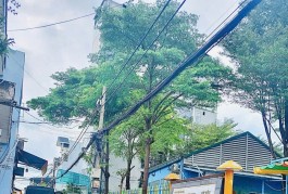 Bán nhà Tân Kỳ Tân Qúy- Bình tân( 4 *20m), xe xe tải, nhà đúc 2 lầu kiên cố, 50m ra mặt tiền, 6.2 tỷ