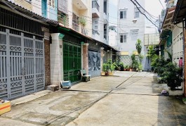 GIẢM 500TR, BÁN NHÀ GÒ VẤP, 62M2,HẺM 5M,3 TẦNG NHỈNH 4 tỷ.