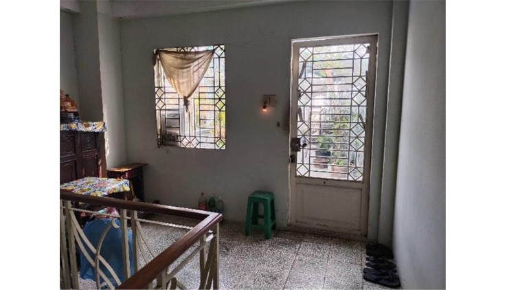 Bán Nhà HXH Thông Kinh Dương Vương, BTĐ B. Quận Bình Tân. DT 70m2 x 3 tầng .Giá 6 tỷ TL.