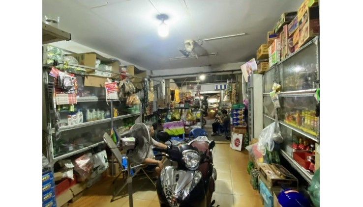 Bán nhà mặt tiền Tạ Quang Bửu P.2 Q.8 - 84 M2 - 3 Tầng - Giá 9.3 Tỷ