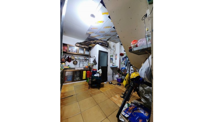 Bán nhà mặt tiền Tạ Quang Bửu P.2 Q.8 - 84 M2 - 3 Tầng - Giá 9.3 Tỷ
