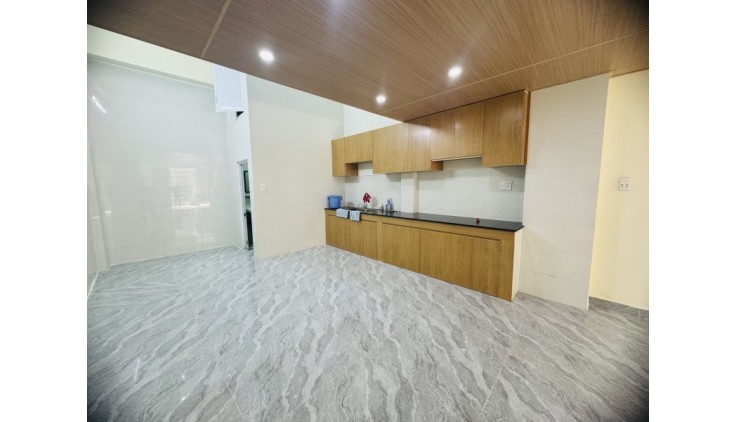 Bán nhà hẻm thông TRƯỜNG SA PHÚ NHUẬN - 65m2 - 3 tầng BTCT.