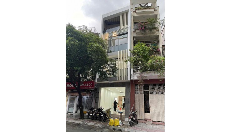 [BÁN Q1] Mặt tiền Lê Thị Riêng, P.Bến Thành_5Tầng (4.4X15)Mới Đẹp Vào KD Ngay Nhỉnh 32TỶ