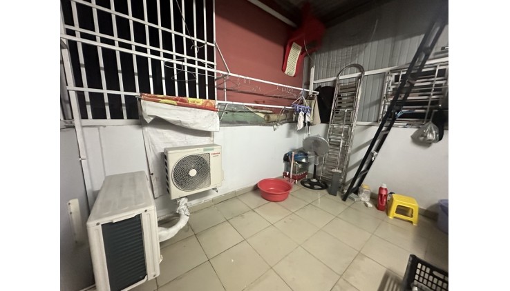 Nhàbán HXT HuỳnhThịHai, P.Tân Chánh Hiệp Q.12 Trệt 2lầu S.Thượng 3tỷ95