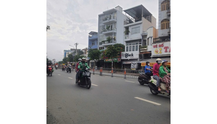 Nhà Bán HXH 20m ra Nguyễn Thái Sơn P.5 GòVấp Ngang4,5m, 4tầng, 7.2tỷTL