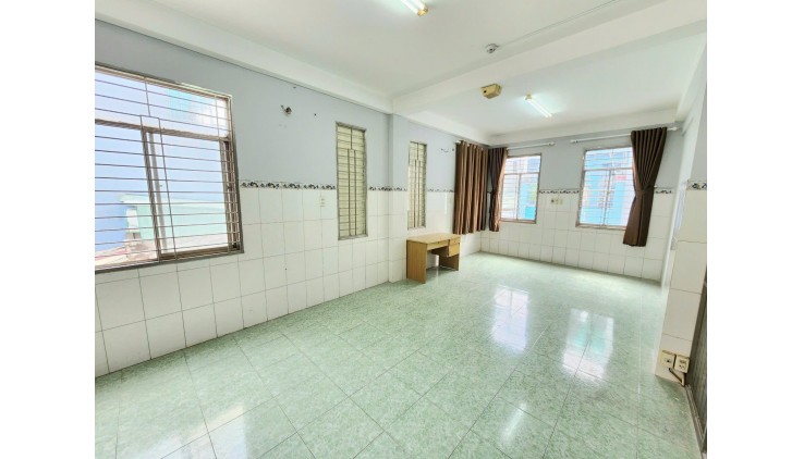Phòng trọ sinh viên thoáng mát, giá rẻ tại Âu Cơ, Tân Bình