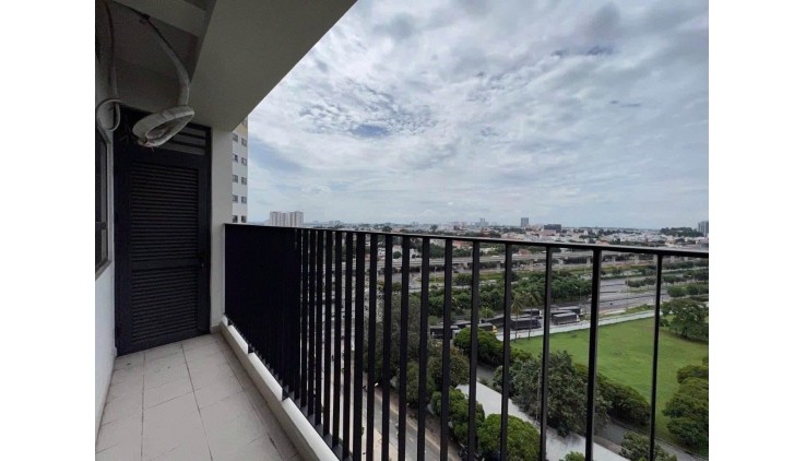 Em cần tìm bạn nữ ở ghép trong căn 2PN1WC tại căn hộ Centum Wealth Q9, view