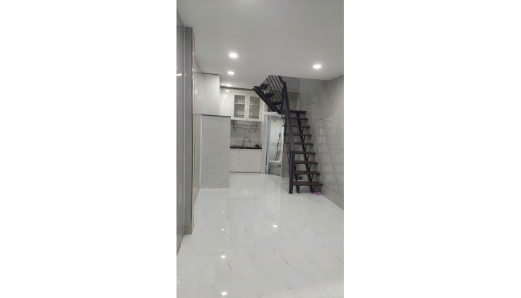 BÁN NHÀ ĐƯỜNG SỐ 19, TÂN QUY, QUẬN 7. DT: 4 X 10M, 3 LẦU, ST