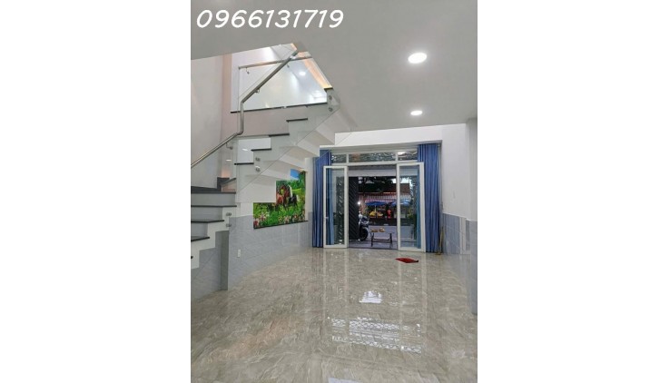 Bán nhà Mặt tiền Nguyễn Thị Sóc, Bà điểm, Hóc môn, 93m2, Giá 11 tỷ 5 TL.