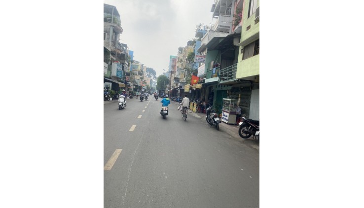 **Mặt Tiền Kinh Doanh Hoà Hảo Q10, 4 Tầng,4.2X10, Dòng TT 25Tr/Th, Giá Tốt Chỉ 12 Tỷ