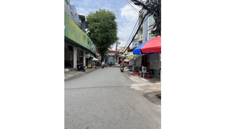 BÁN NHÀ 2 TẦNG, 4 PHÒNG NGỦ, GIÁ 6 TỶ - VỊ TRÍ VÀNG TÂN SƠN NHÌ, TÂN PHÚ, HCM